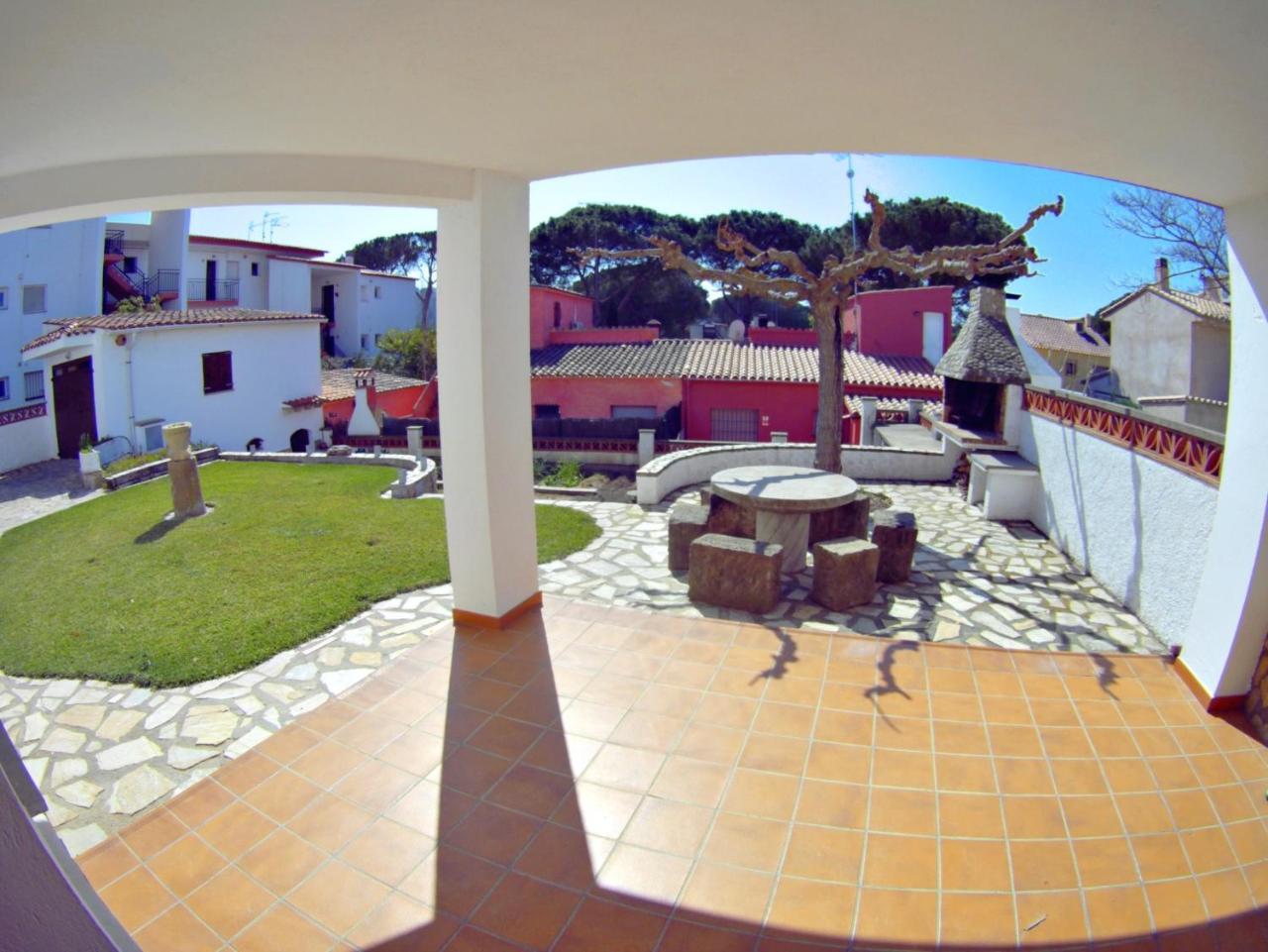 Apartamento Montgó L' Escala Exterior foto