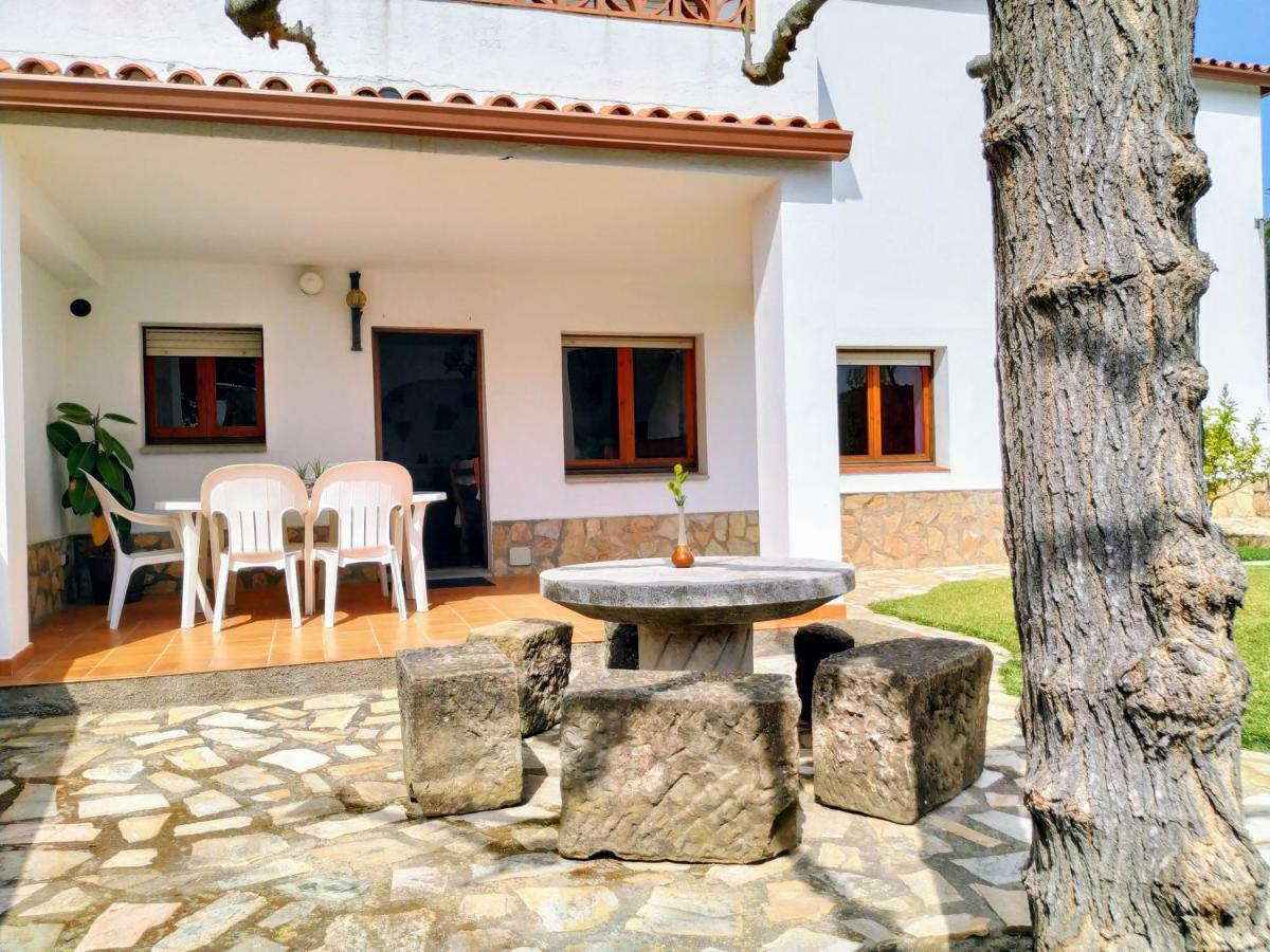 Apartamento Montgó L' Escala Exterior foto